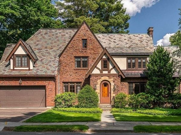 14 Homestead, Newton, MA 02468