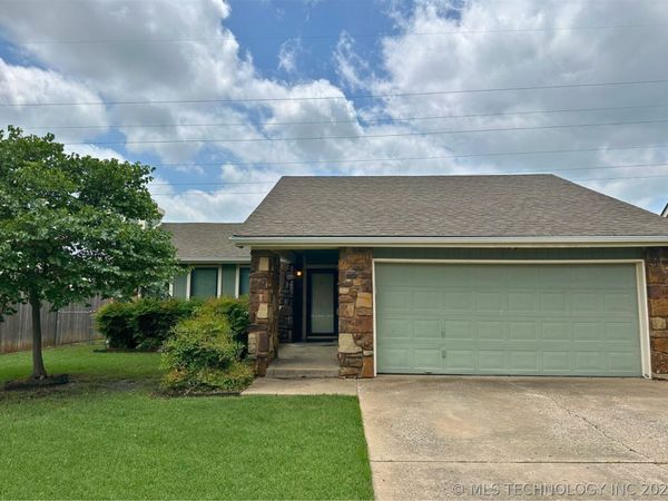 8710 N 120th East Avenue, Owasso, OK 74055