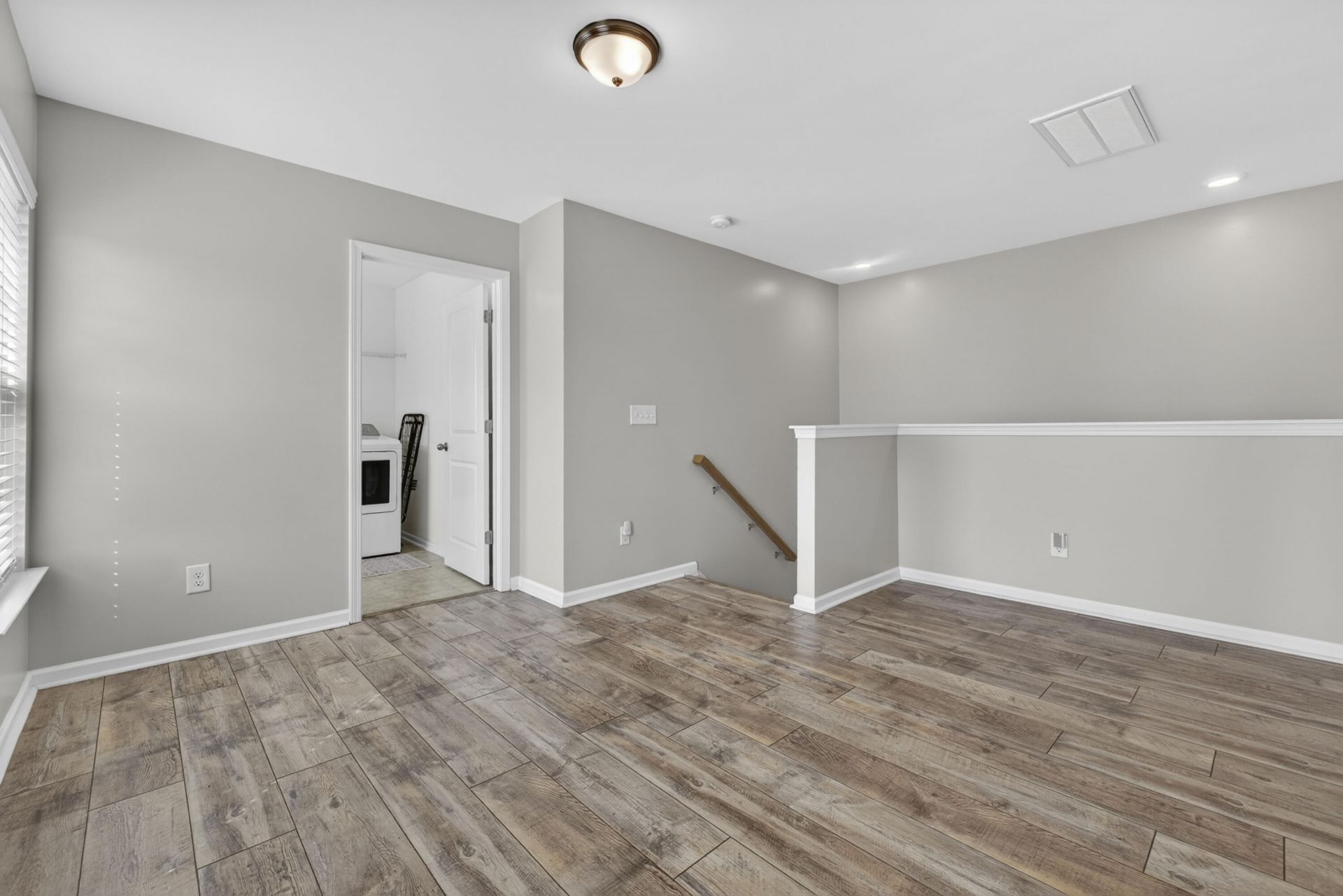 691 Redbud Lane Photo 26