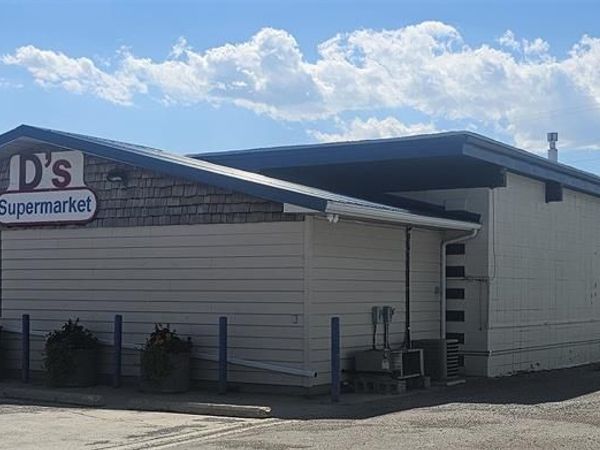 82 Central Avenue , Stanford, MT 59479