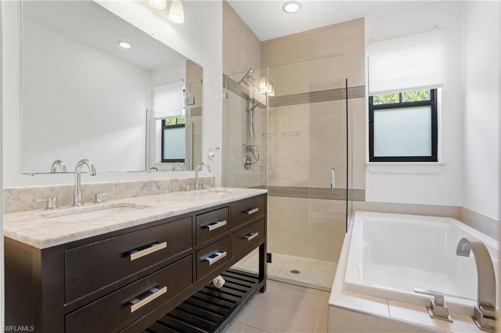 1140 Jeronimo Dr , Naples, FL 34103 Photo