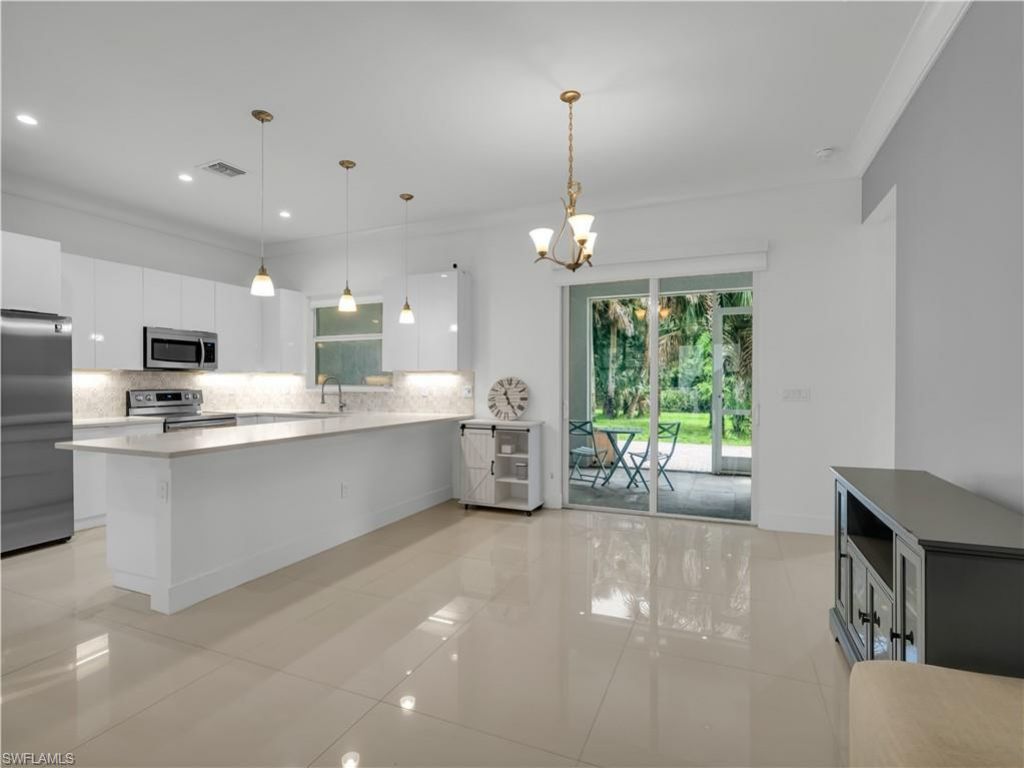 2991 18th Ave Ne, Naples, FL 34120 Photo