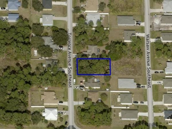 3275 Torrence Avenue, Palm Bay, FL 32909