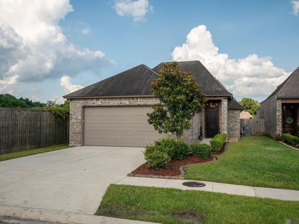 16312 Fort Jackson St, Prairieville, LA 70769