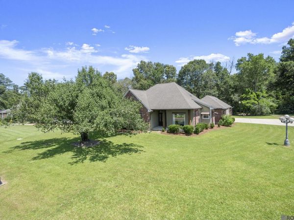 14335 Mckenzy Way, Walker, LA 70785