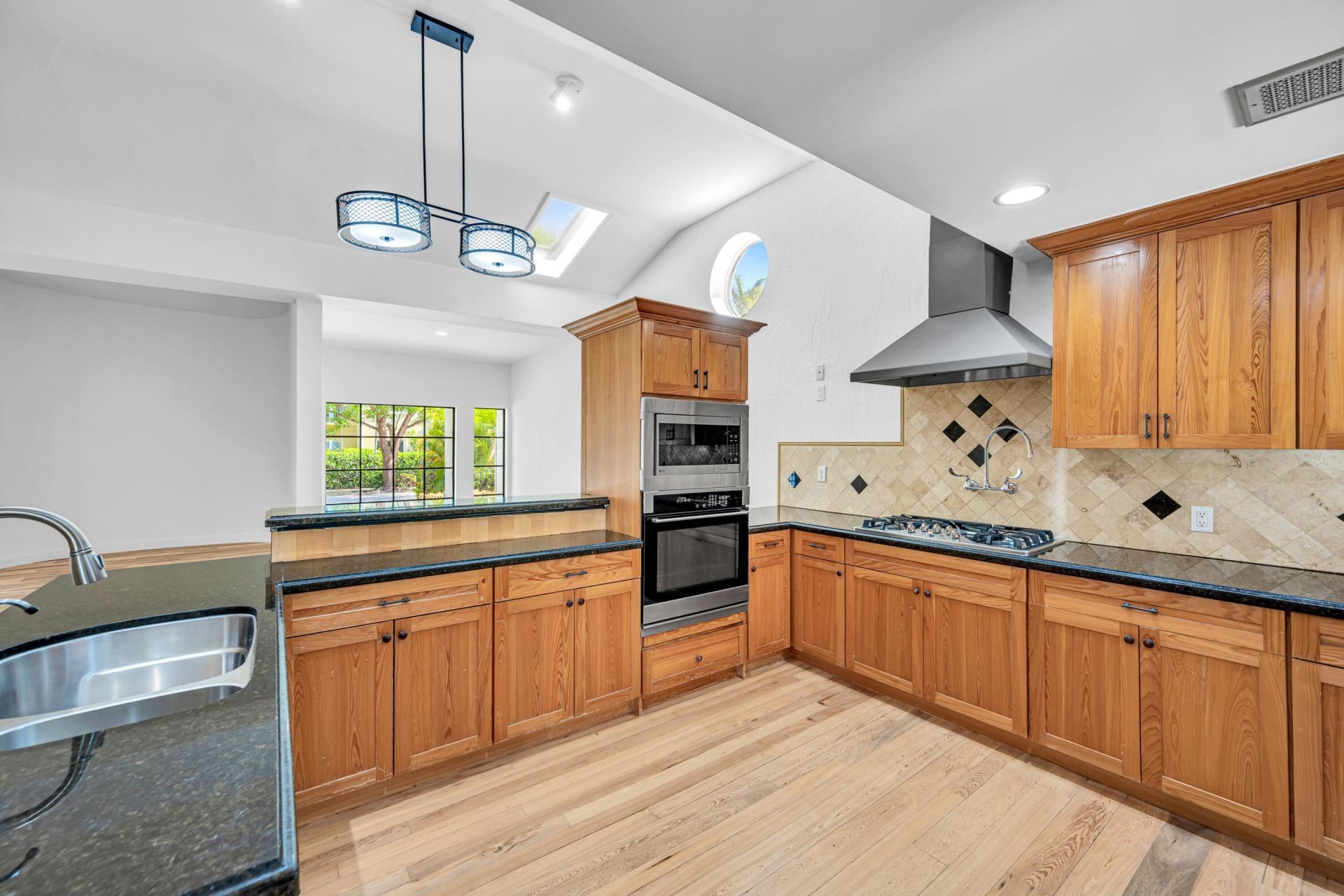 1413 NE 4th Court, Fort Lauderdale, FL 33301 Photo