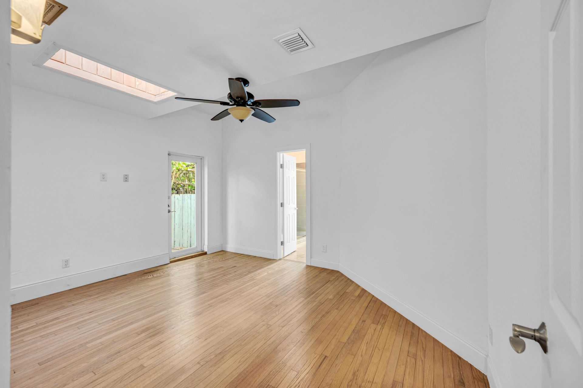1413 NE 4th Court, Fort Lauderdale, FL 33301 Photo