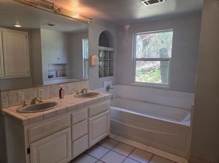 595 Valley Ridge Ct, Auburn, CA 95603 Photo