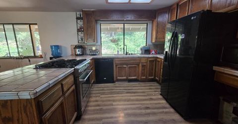 595 Valley Ridge Ct, Auburn, CA 95603 Photo