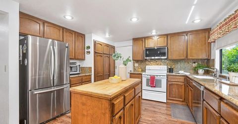 3365 Oakcreek Dr, Rocklin, CA 95677 Photo