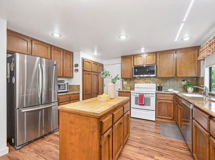 3365 Oakcreek Dr, Rocklin, CA 95677 Photo
