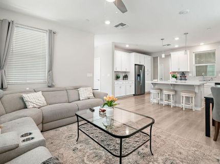 2833 Wheat Grass St, Sacramento, CA 95833 Photo