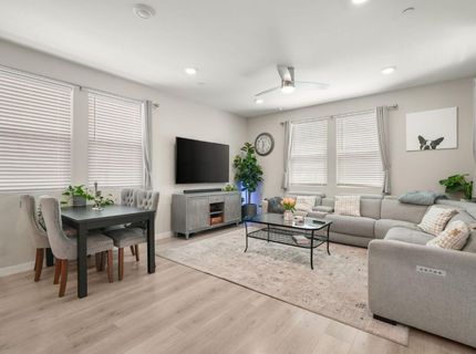 2833 Wheat Grass St, Sacramento, CA 95833 Photo