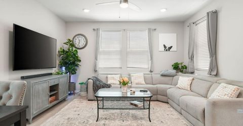 2833 Wheat Grass St, Sacramento, CA 95833 Photo
