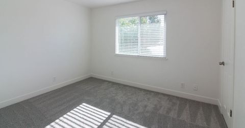 4525 Baumgart Way, Sacramento, CA 95838 Photo