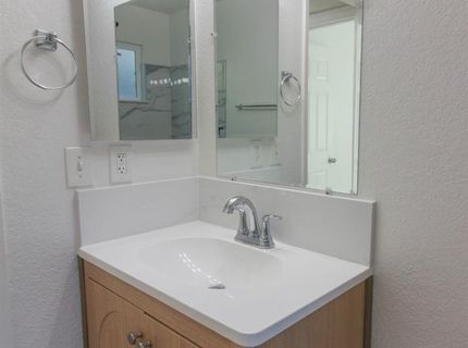 4525 Baumgart Way, Sacramento, CA 95838 Photo
