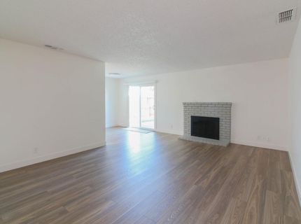 4525 Baumgart Way, Sacramento, CA 95838 Photo