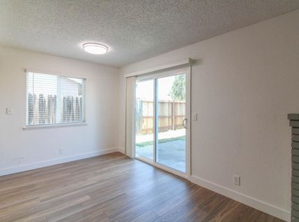 4525 Baumgart Way, Sacramento, CA 95838 Photo