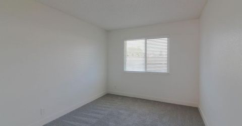 4525 Baumgart Way, Sacramento, CA 95838 Photo