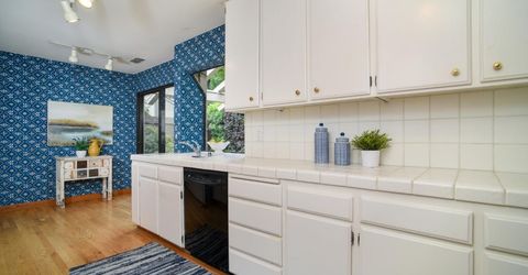 326 Elmhurst Cir, Sacramento, CA 95825 Photo