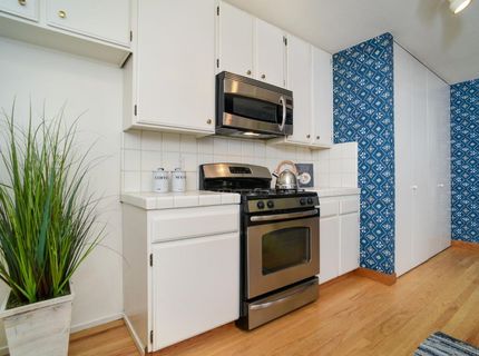 326 Elmhurst Cir, Sacramento, CA 95825 Photo