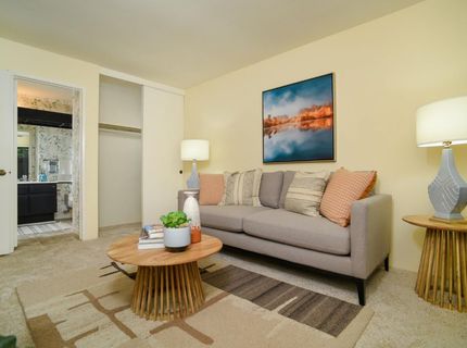 326 Elmhurst Cir, Sacramento, CA 95825 Photo