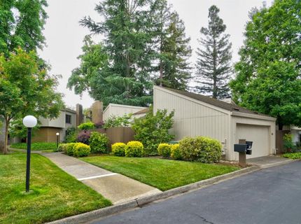 326 Elmhurst Cir, Sacramento, CA 95825 Photo