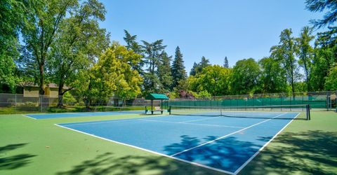 326 Elmhurst Cir, Sacramento, CA 95825 Photo