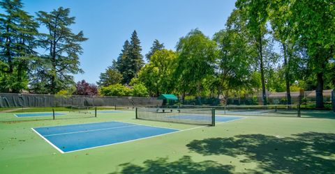326 Elmhurst Cir, Sacramento, CA 95825 Photo