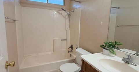220 Bonfield Way, Sacramento, CA 95838 Photo