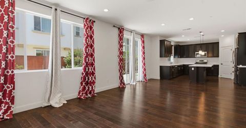 510 E Albertina Ave, Mountain House, CA 95391 Photo