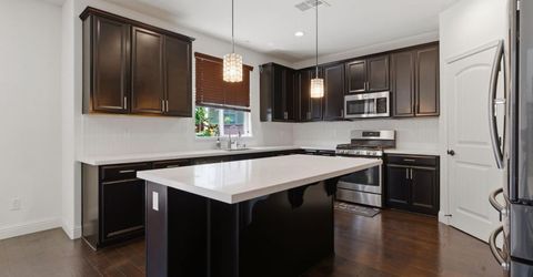 510 E Albertina Ave, Mountain House, CA 95391 Photo