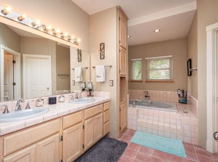 841 Oak Crest Cir, Placerville, CA 95667 Photo