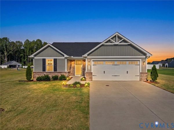 114 Braxton Way , Kilmarnock, VA 22482