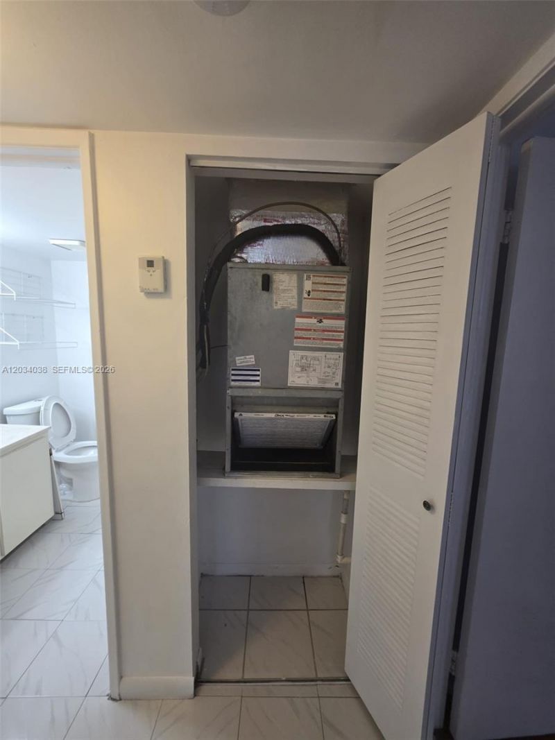 9429 Fontainebleau Blvd , Unit 207-33, Miami, FL 33172 Photo