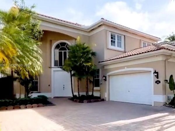 3944 194th Trl , Sunny Isles Beach, FL 33160