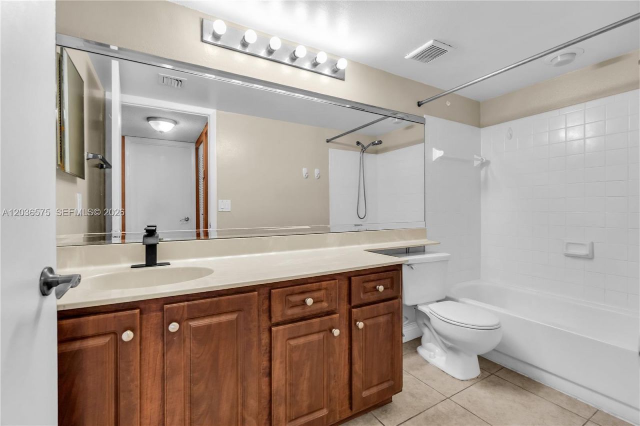 5628 Rock Island Rd, Unit 189, Tamarac, FL 33319 Photo