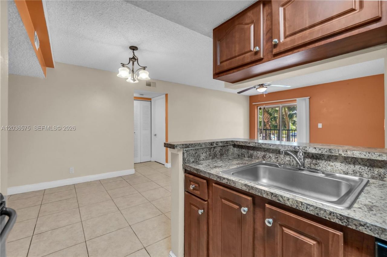 5628 Rock Island Rd, Unit 189, Tamarac, FL 33319 Photo