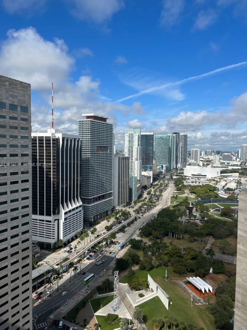 335 Biscayne Bl , Unit 4200, Miami, FL 33131 Photo