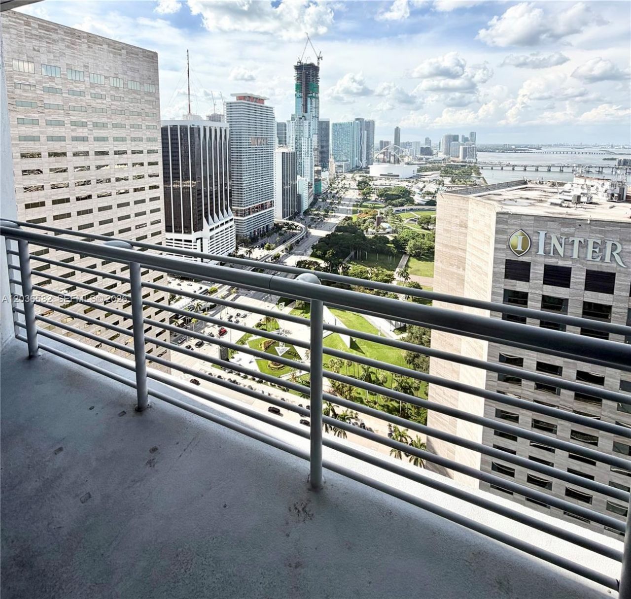 335 Biscayne Bl, Unit 4200, Miami, FL 33131 Photo