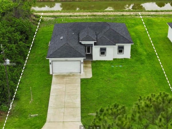 6050 Stratton Rd , Fort Myers, FL 33905
