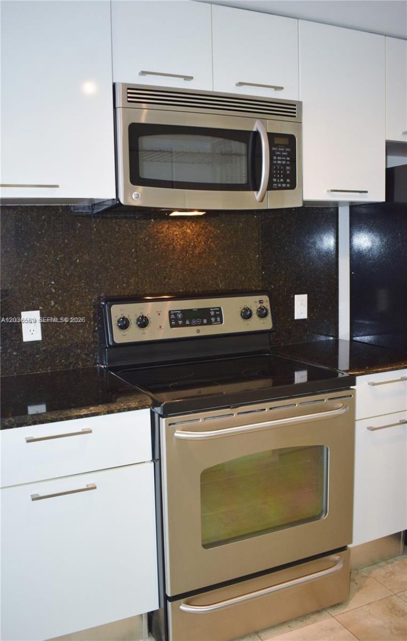 3339 Virginia St , Unit 207, Miami, FL 33133 Photo