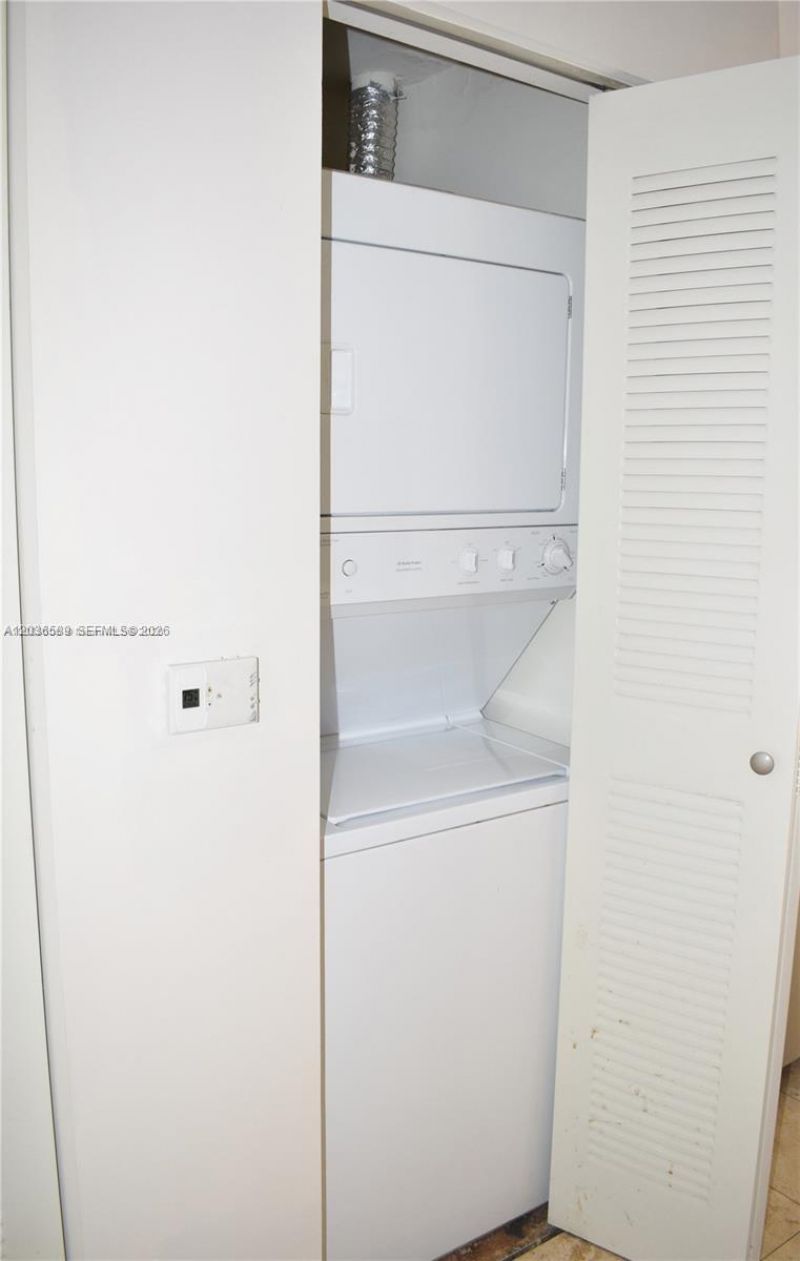 3339 Virginia St , Unit 207, Miami, FL 33133 Photo