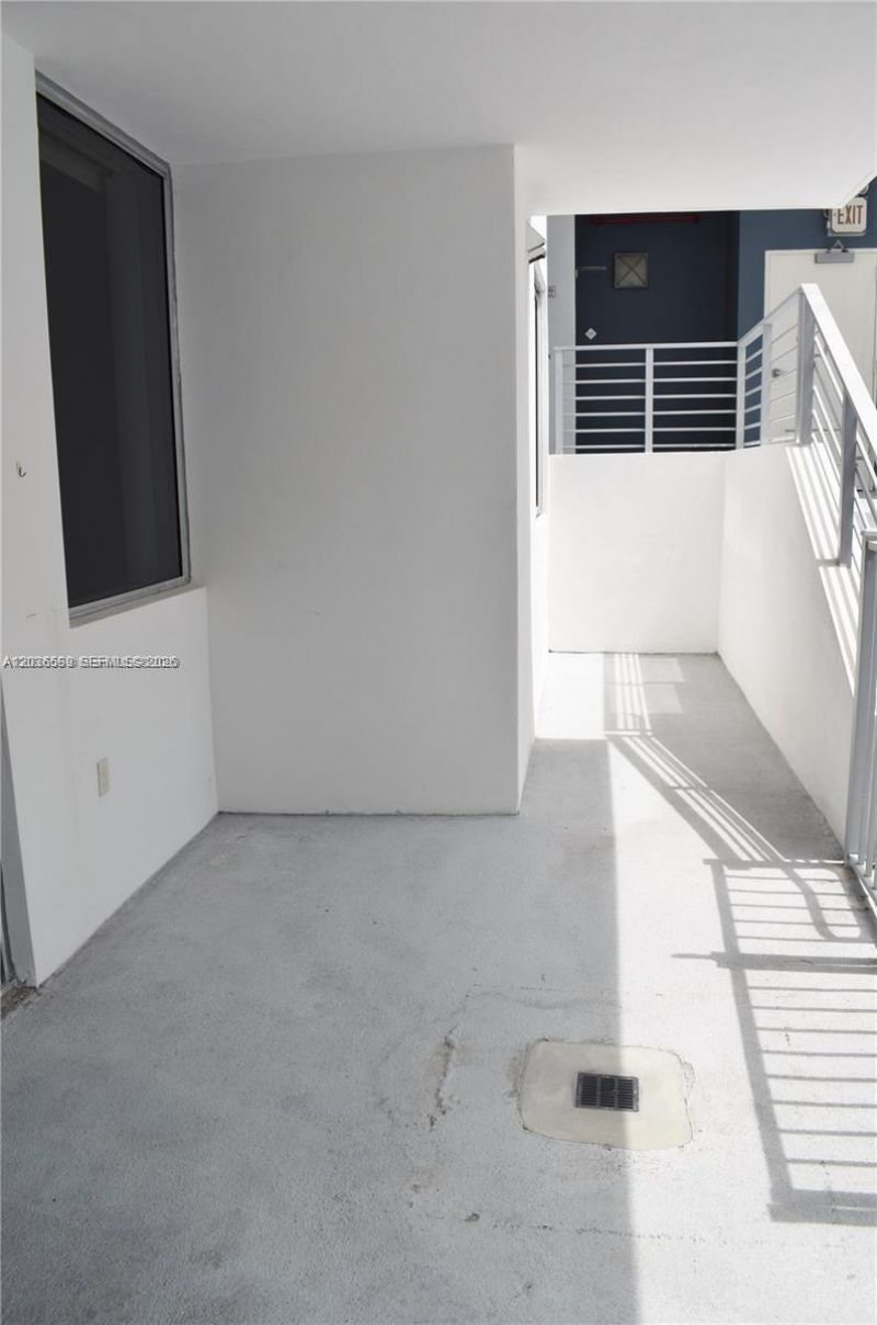 3339 Virginia St , Unit 207, Miami, FL 33133 Photo