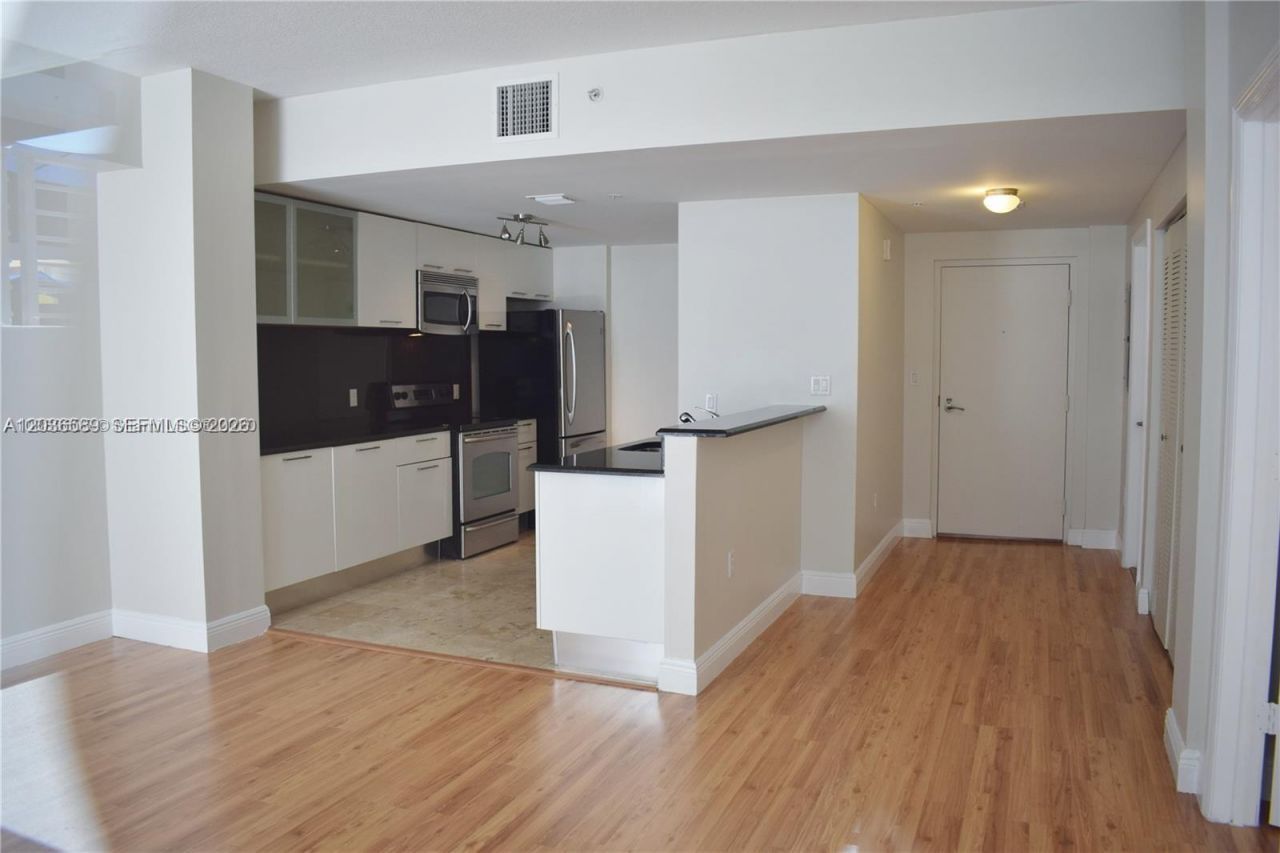 3339 Virginia St , Unit 207, Miami, FL 33133 Photo