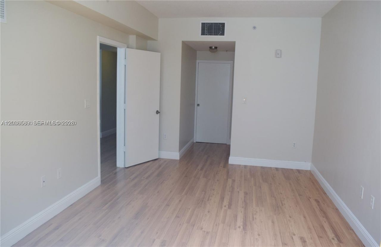 3339 Virginia St , Unit 207, Miami, FL 33133 Photo