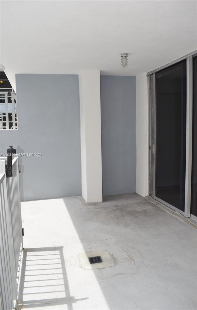 3339 Virginia St , Unit 207, Miami, FL 33133 Photo