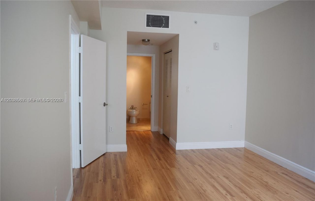 3339 Virginia St , Unit 207, Miami, FL 33133 Photo