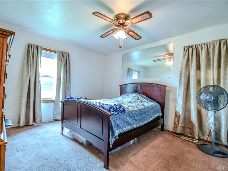 814 Bellows Drive, New Carlisle, OH 45344 Photo 15