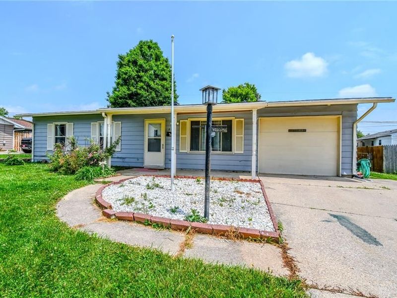 814 Bellows Drive, New Carlisle, OH 45344 Photo 5